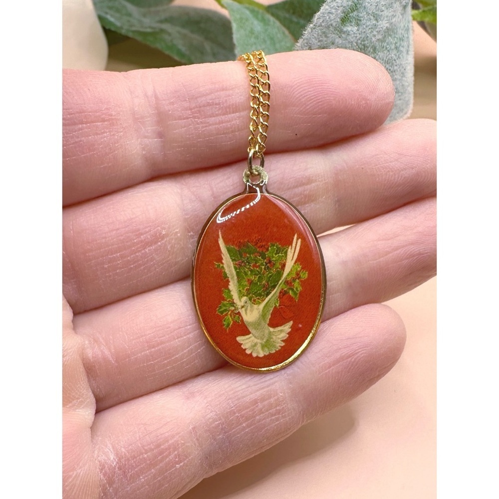 Vintage white dove pendant necklace